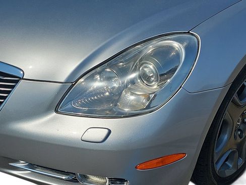Used 2006 Lexus SC 430 Convertible RWD image 29
