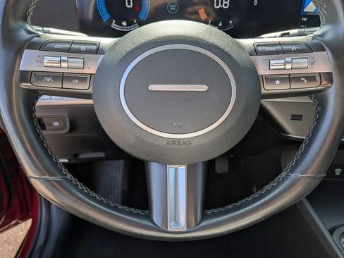 Used 2024 Hyundai Kona SEL FWD image 25