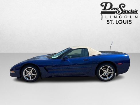 Used 2004 Chevrolet Corvette Convertible w/ Preferred Equipment Group RWD image 6