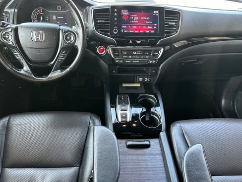 Used 2023 Honda Ridgeline Black Edition image 13