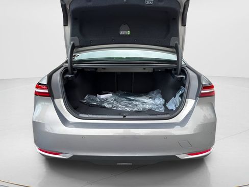 New 2027 BMW i5 xDrive40 AWD/4WD image 22
