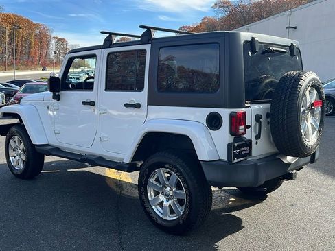 Used 2017 Jeep Wrangler Unlimited Sahara w/ Connectivity Group image 3