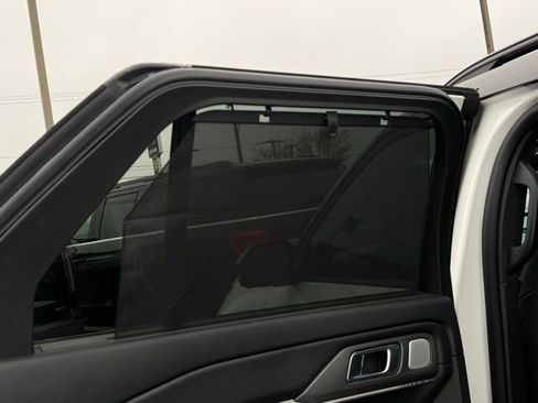 Used 2025 Ford Explorer ST AWD/4WD image 19