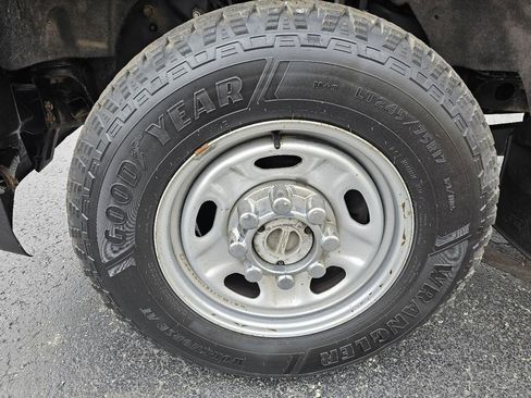 Used 2017 Ford F250 XL w/ Power Equipment Group AWD/4WD image 36