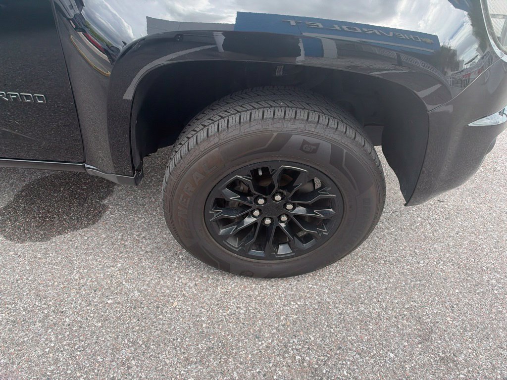 Used 2020 Chevrolet Colorado LT RWD image 6