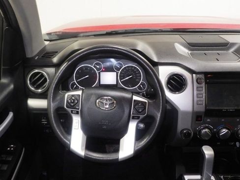 Used 2015 Toyota Tundra SR5 image 7