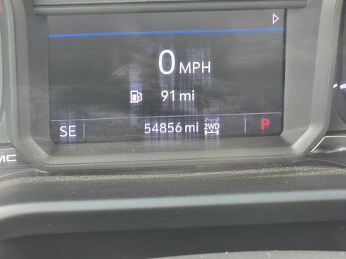 Used 2022 GMC Sierra 2500 SLE image 27