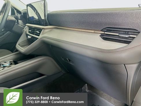 New 2026 Ford Explorer Active AWD/4WD image 31