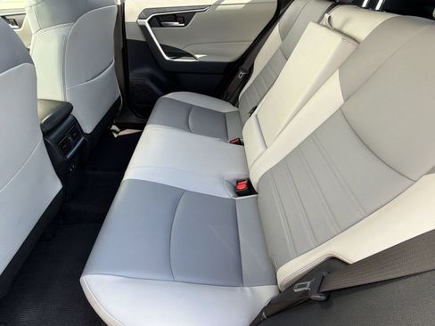 Used 2019 Toyota RAV4 XLE Premium w/ Cold Weather Package FWD image 24
