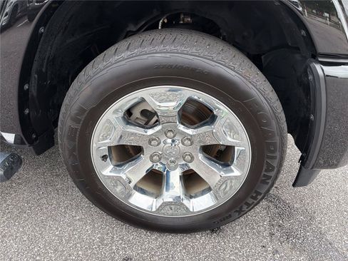 Used 2025 RAM 1500 Big Horn AWD/4WD image 11