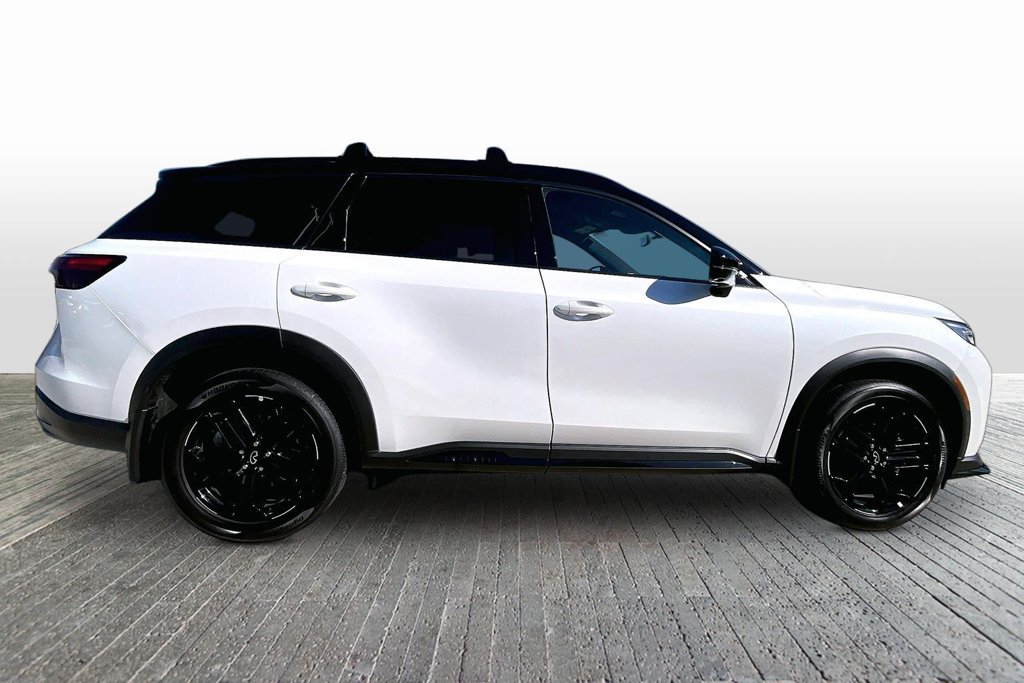 Certified 2027 INFINITI QX60 Sport w/ Dark Cargo Package AWD/4WD image 8