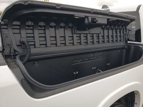 New 2026 RAM 1500 Tungsten w/ Trailer Tow Group AWD/4WD image 8