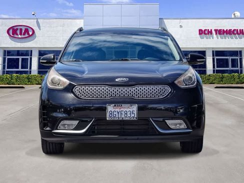 Certified 2017 Kia Niro FWD image 2