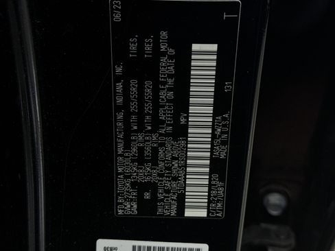 Used 2024 Toyota Grand Highlander AWD image 11