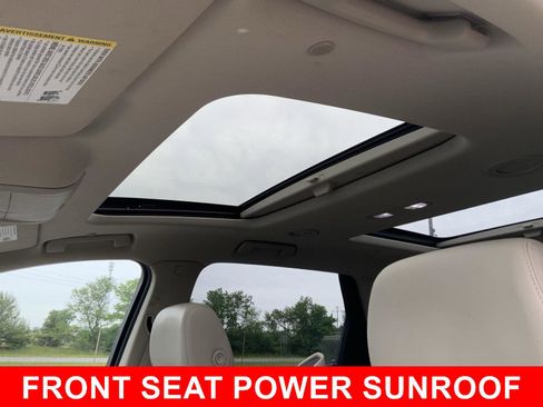 Used 2019 Buick Enclave Essence FWD image 6