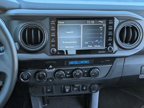 Used 2021 Toyota Tacoma TRD Off-Road image 13