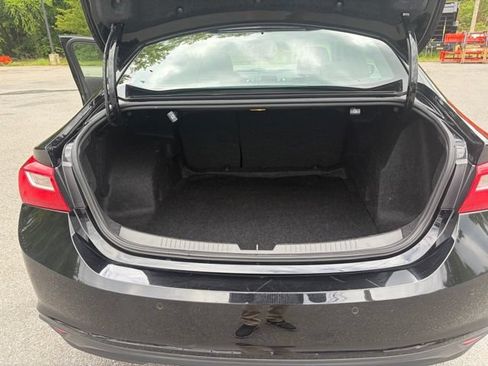 Used 2024 Chevrolet Malibu LT FWD image 20