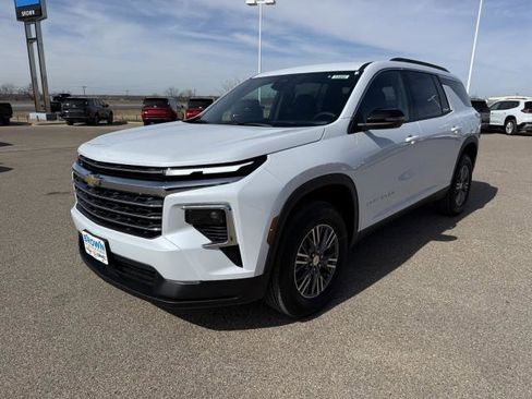New 2026 Chevrolet Traverse LT image 5
