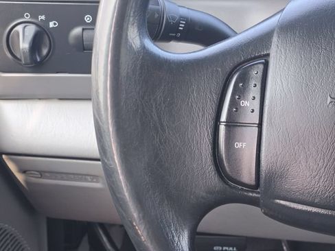 Used 2001 Ford F250 XLT RWD image 25