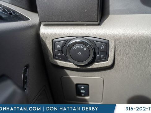 Used 2016 Ford F150 XLT w/ Equipment Group 302A Luxury image 18