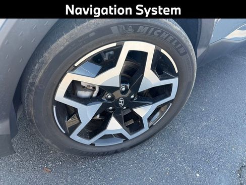 Used 2022 Hyundai Santa Cruz Limited image 3