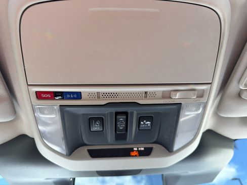 Used 2023 Subaru Forester Limited AWD/4WD image 23