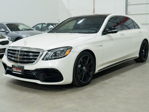 Used 2018 Mercedes-Benz S 63 AMG 4MATIC Sedan image 3