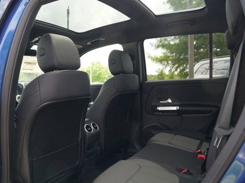 Certified 2026 Mercedes-Benz GLB 250 4MATIC image 43