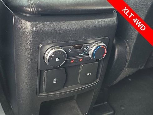 Used 2020 Ford Explorer XLT w/ Comfort Package image 30