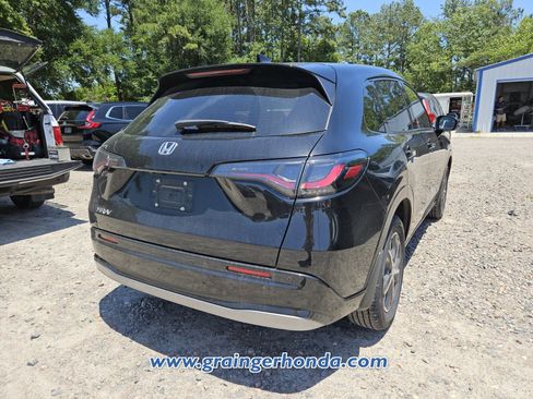 Certified 2025 Honda HR-V EX-L image 6