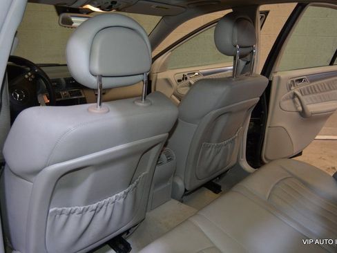 Used 2005 Mercedes-Benz C 55 AMG Sedan image 22
