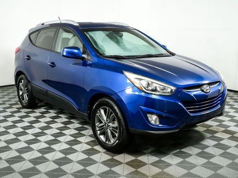 Used 2014 Hyundai Tucson SE FWD image 1