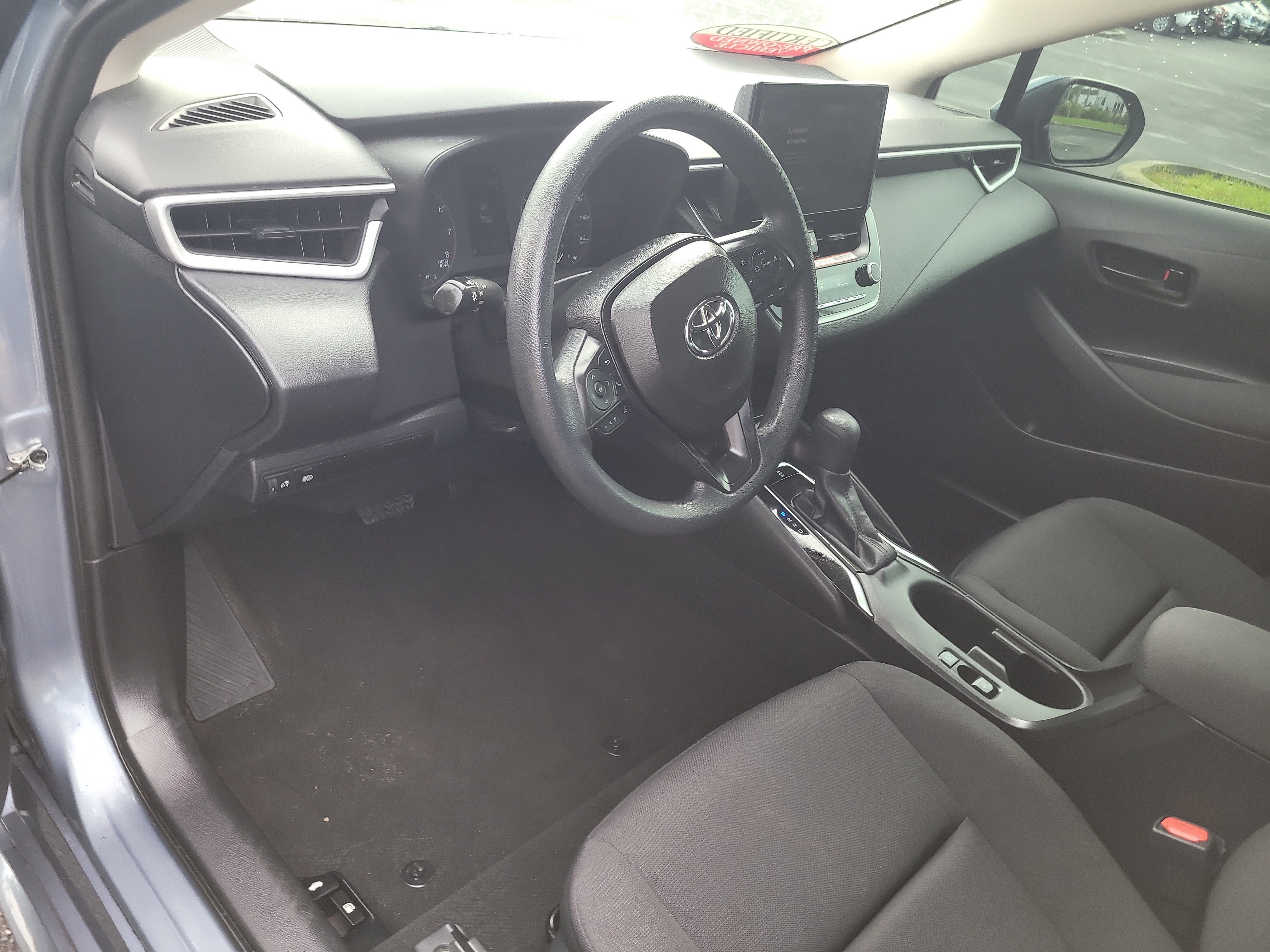 Certified 2025 Toyota Corolla LE FWD image 18