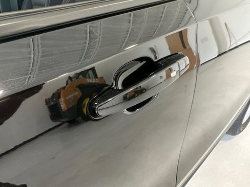 Used 2023 GMC Terrain SLE FWD image 13