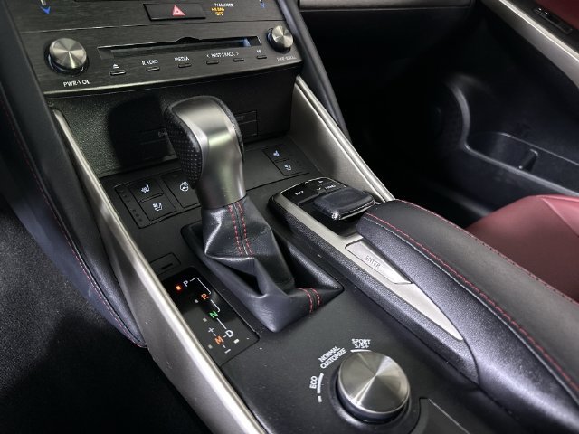 Used 2019 Lexus IS 350 F Sport w/ F Sport Package AWD/4WD image 16