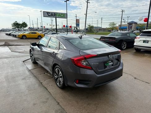 Used 2017 Honda Civic EX-T image 8