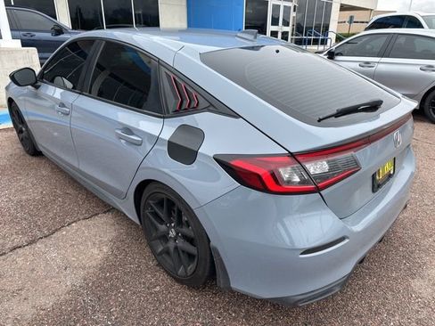Used 2023 Honda Civic Sport image 6