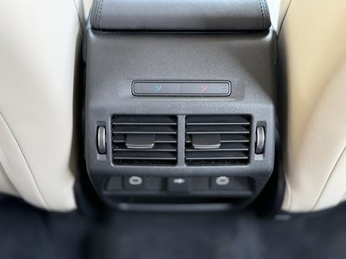 Used 2023 Land Rover Discovery Sport S image 50