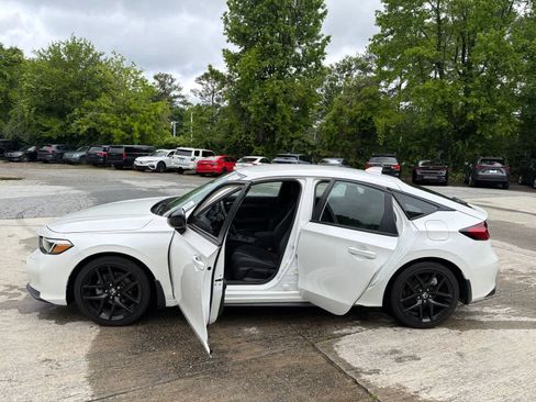 Used 2025 Honda Civic Sport image 17