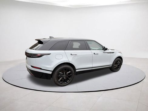 Used 2025 Land Rover Range Rover Velar Dynamic SE image 9