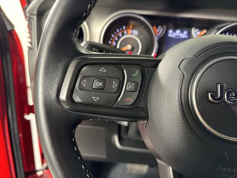 Used 2020 Jeep Wrangler Unlimited Sport image 13