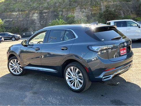 New 2026 Buick Envision Avenir image 3