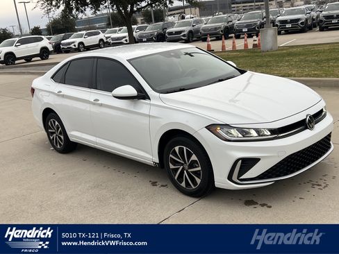 Certified 2025 Volkswagen Jetta S image 1