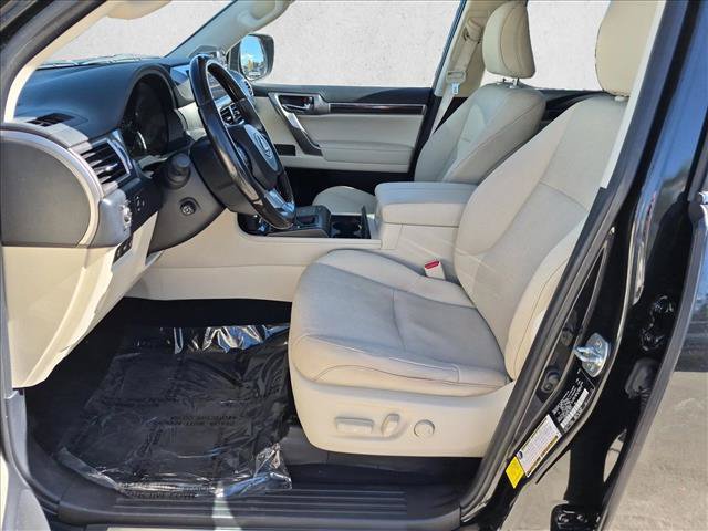 Used 2023 Lexus GX 460 Premium w/ Premium Package AWD/4WD image 17