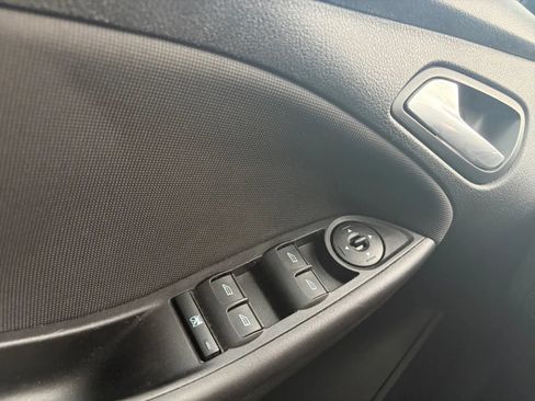 Used 2014 Ford Focus SE w/ SE Sport Package FWD image 17