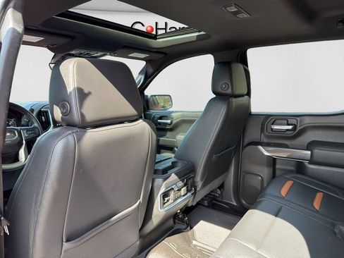Used 2021 GMC Sierra 1500 AT4 w/ AT4 Value Package AWD/4WD image 15