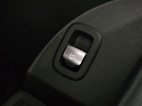 New 2026 Mercedes-Benz GLC 300 4MATIC image 35