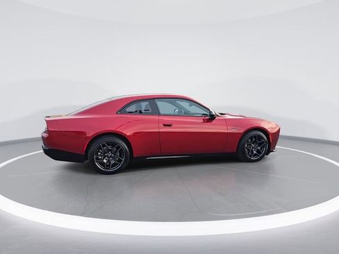 Used 2024 Dodge Charger R/T w/ Plus Group image 9