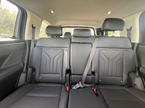 Used 2026 Hyundai Santa Fe SEL FWD image 34