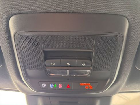 New 2026 Chevrolet Equinox EV RS image 19